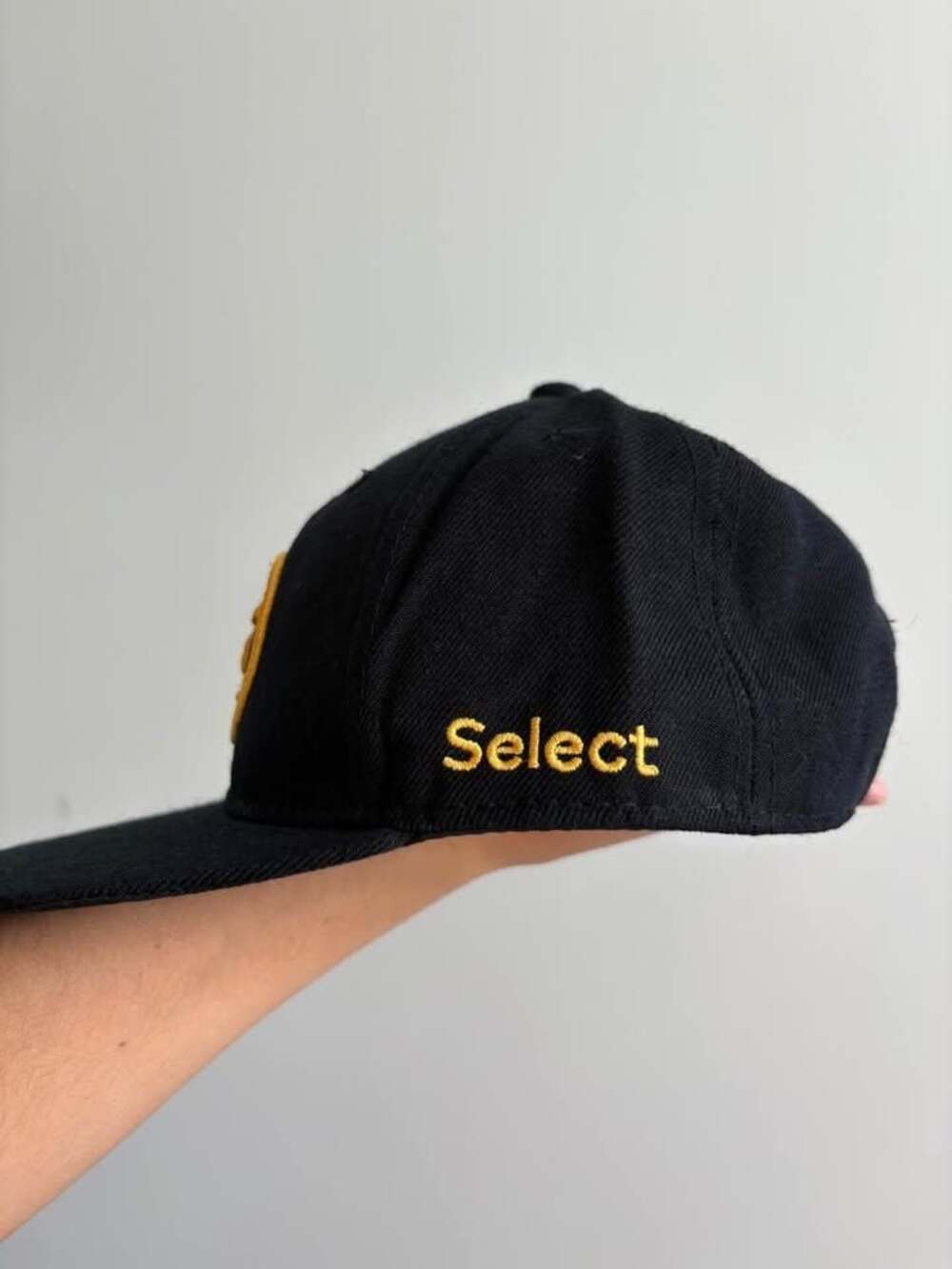 Select Hat - Picture 3 of 4